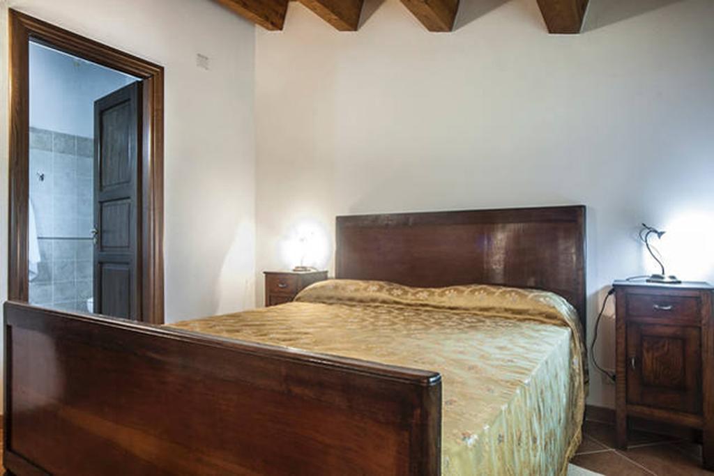Agriturismo Miracco Atanasio Franco "Il Maniero" Santa Sofia d'Epiro Exterior foto